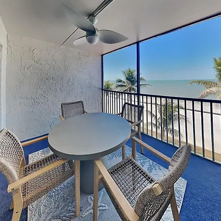 Seaside 305 Apartment